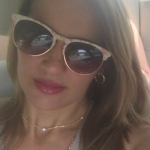 Meet your Posher, Yudeymy